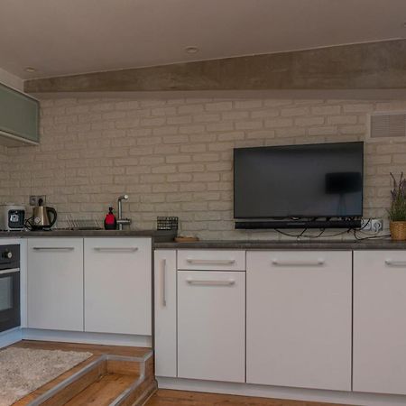 Warynskiego 9 - Piekna Panorama Miasta - Smart Tv 42 Cale - Wifi - Ekspres Kapsulkowy - W Pelni Wyposazona Kuchnia ワルシャワ エクステリア 写真