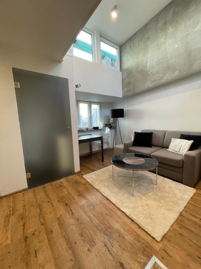 Warynskiego 9 - Piekna Panorama Miasta - Smart Tv 42 Cale - Wifi - Ekspres Kapsulkowy - W Pelni Wyposazona Kuchnia ワルシャワ エクステリア 写真
